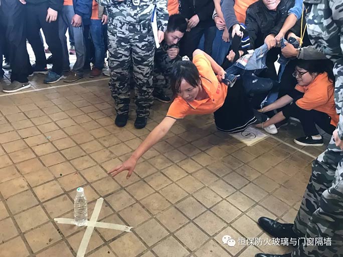 amjs澳金沙门(集团)有限公司